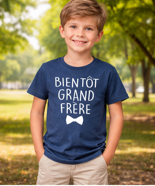 Bientôt Grand Frère Children's T-shirt
