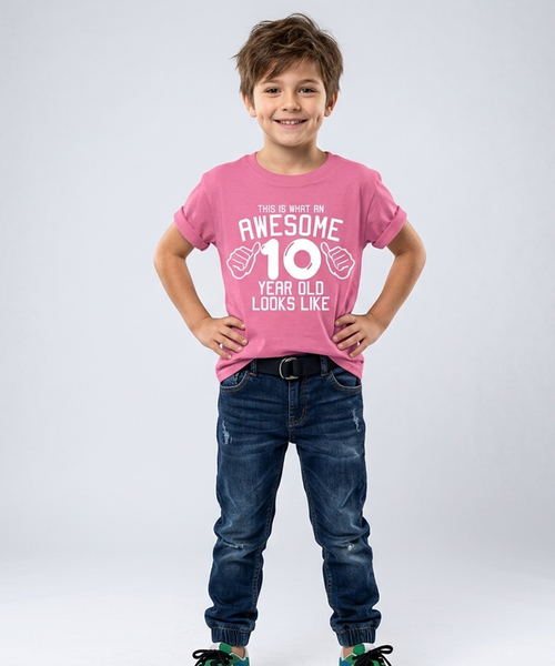 C'est à quoi ressemble un génial 10 ans T-shirt pour enfants 