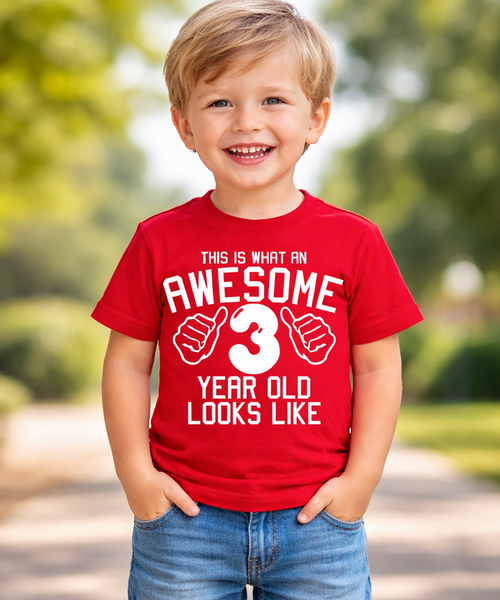T-shirt pour enfant This What an Awesome 3 Year Old Looks Like 
