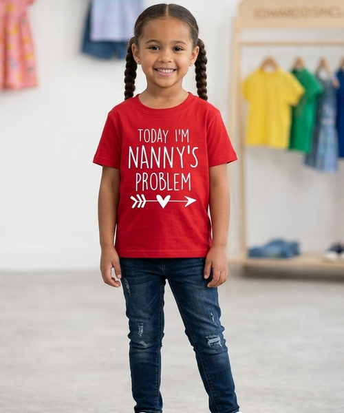 Aujourd'hui, je suis le problème de nounou. T-shirt pour enfants 