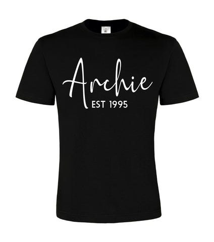 T-shirt unisexe Signature personnalisé avec nom et année 