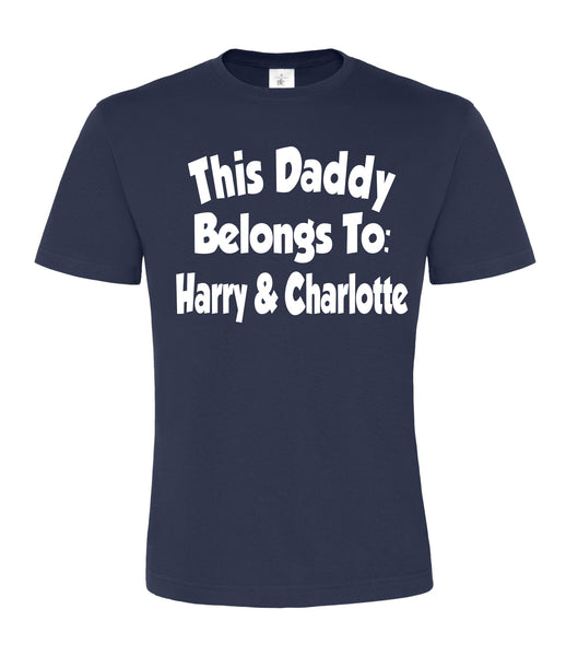Ce papa appartient à ... D2 T-shirt unisexe