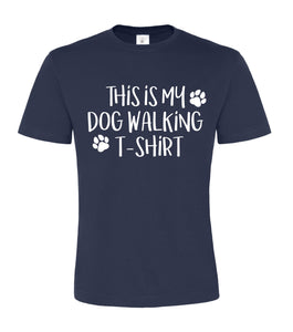 C'est mon chien qui marche T-shirt T-shirt unisexe 