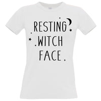 Visage de sorcière au repos T-shirt ajusté pour femme 