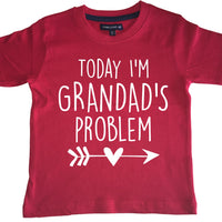 Aujourd'hui, je suis le problème de grand-père. T-shirt pour enfants 