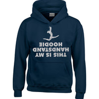 Ceci est mon sweat à capuche à capuche avec imprimé à paillettes argentées 