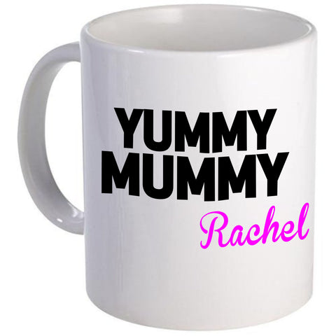 Tasse nommée Yummy Mummy personnalisée