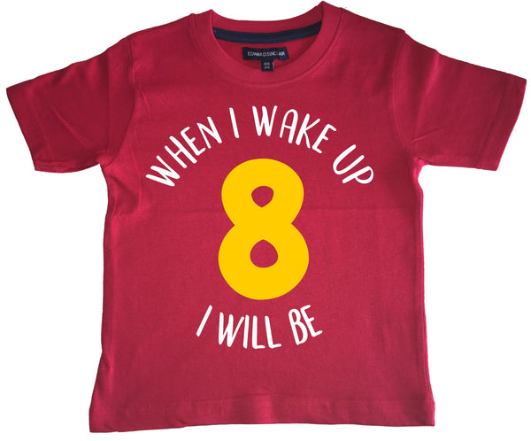 T-shirt enfant rouge 'Quand je me réveille je serai...' anniversaire avec imprimé blanc et jaune 